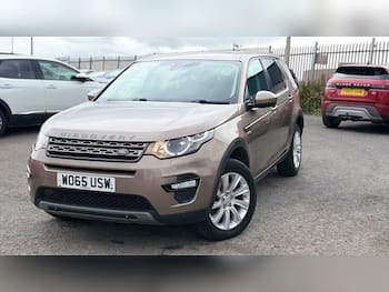 Used Land Rover Discovery Sport 2015 for sale - 79777439: Photo