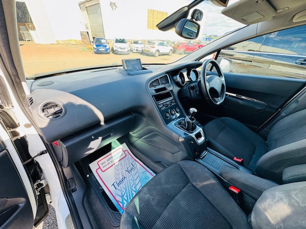 Used Peugeot 5008 2015 for sale - 75687761: Photo 17