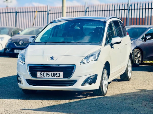 Used Peugeot 5008 2015 for sale - 75687761: Photo 2