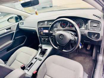 Used Volkswagen Golf 2018 for sale - 73765354: Photo