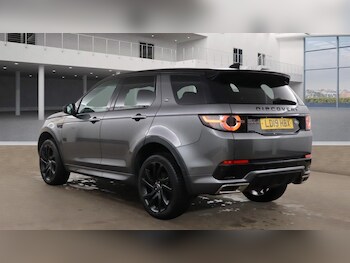 Used Land Rover Discovery Sport 2019 for sale - 77384069: Photo