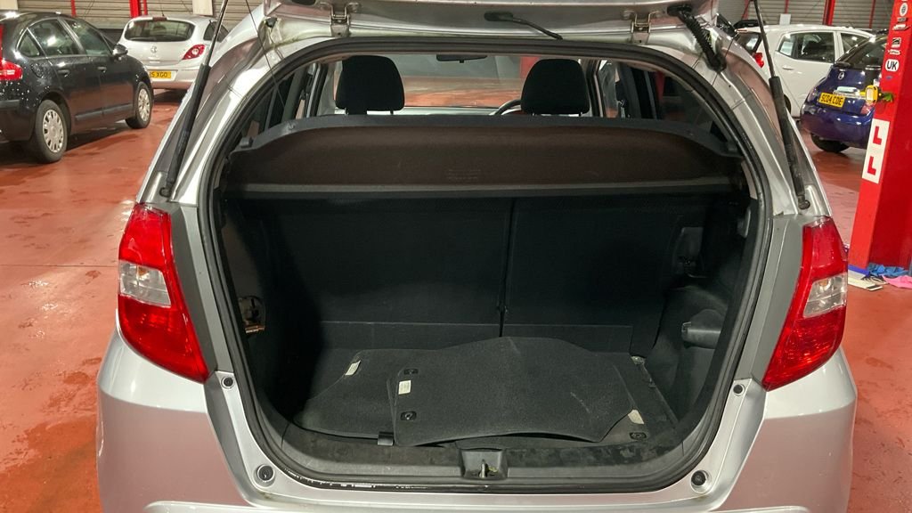 Used Honda Jazz 2014 for sale - 77498882: Photo 11