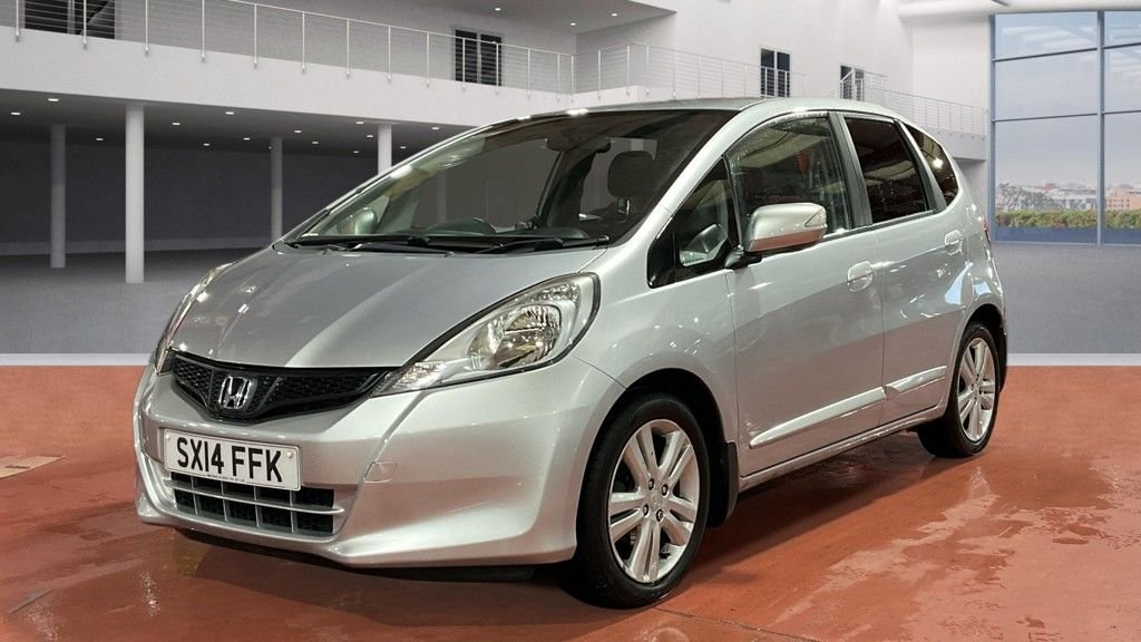 Used Honda Jazz 2014 for sale - 77498882: Photo 2