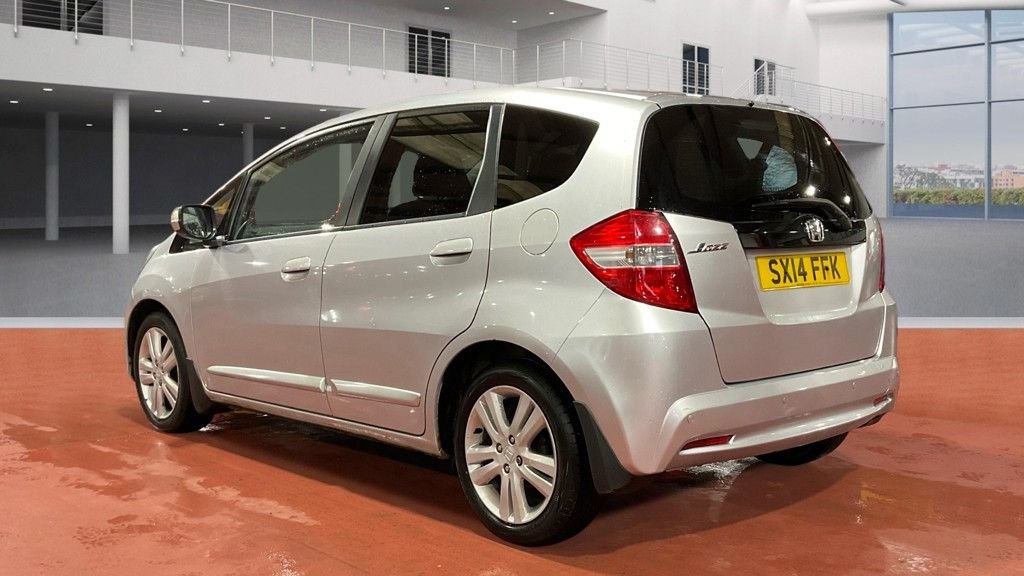 Used Honda Jazz 2014 for sale - 77498882: Photo 3