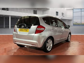 Used Honda Jazz 2014 for sale - 77498882: Photo