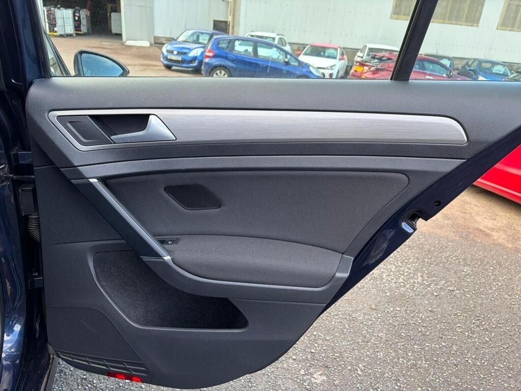 Used Volkswagen Golf 2015 for sale - 77147813: Photo 25