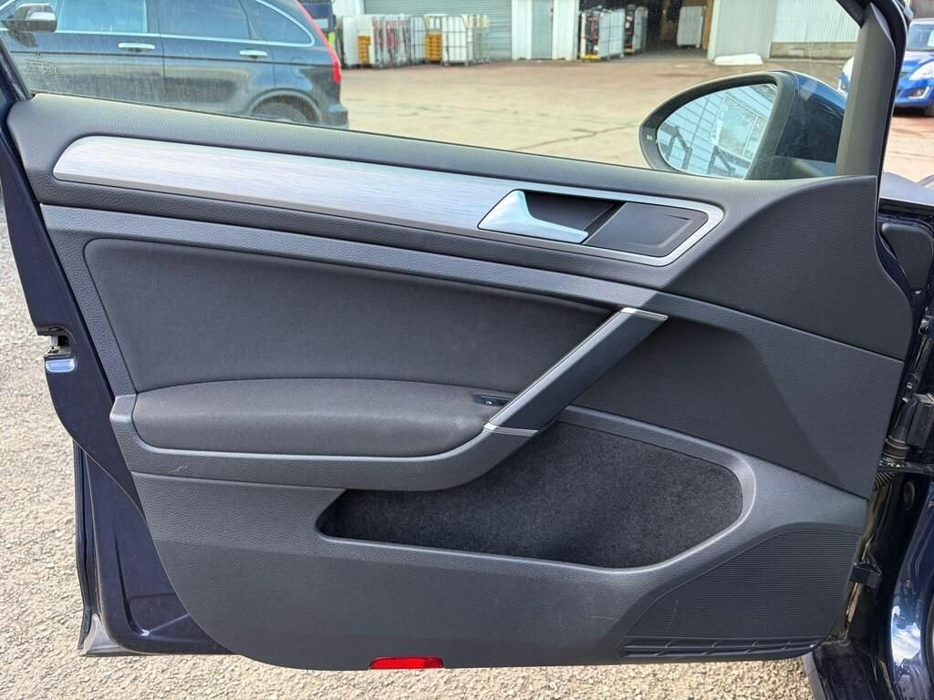 Used Volkswagen Golf 2015 for sale - 77147813: Photo 27