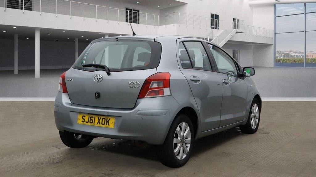 Used Toyota Yaris 2011 for sale - 77422456: Photo 4