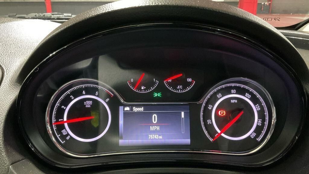 Used Vauxhall Insignia 2015 for sale - 77147818: Photo 13