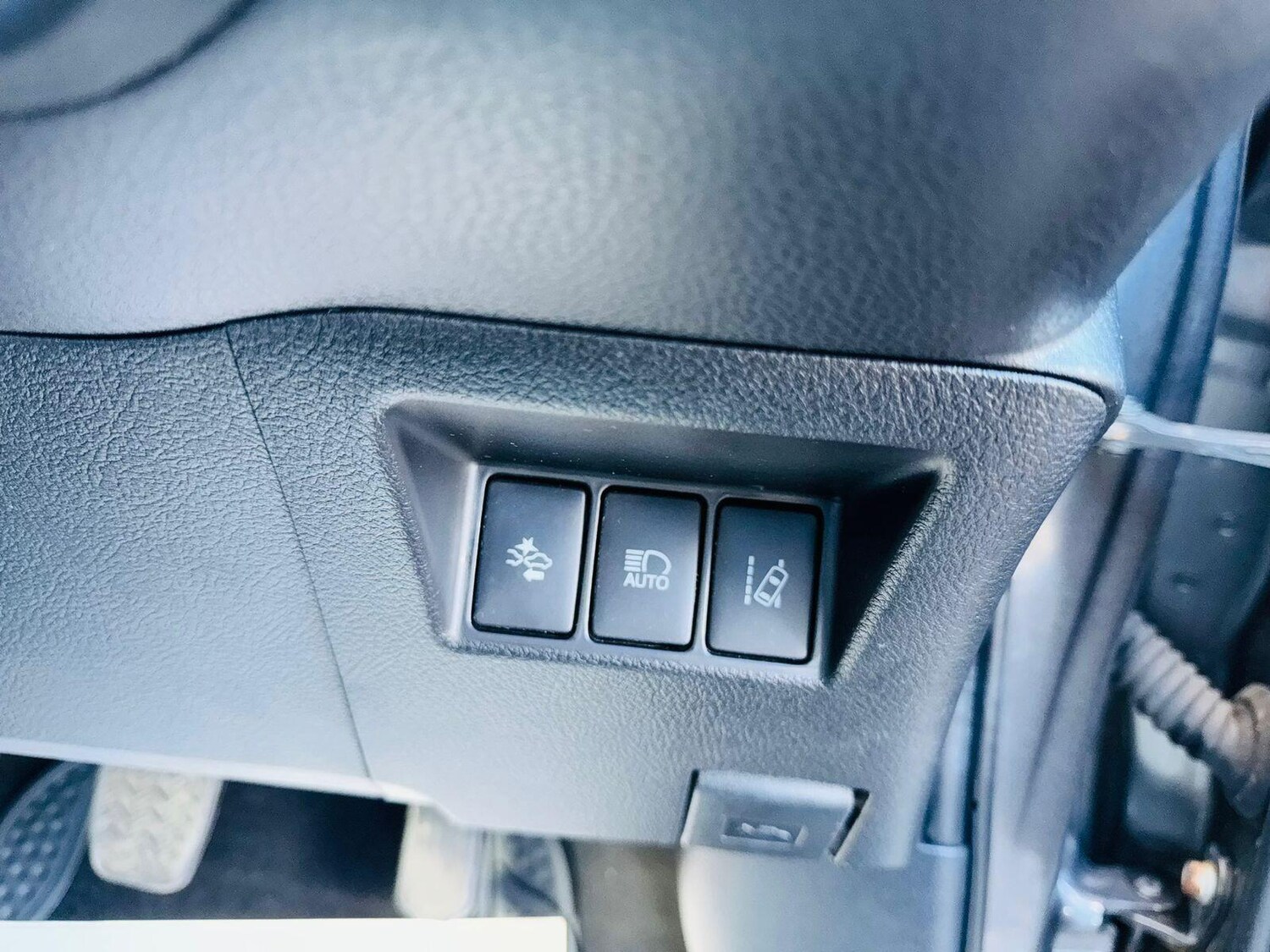 Used Toyota Yaris 2017 for sale - 76031520: Photo 22