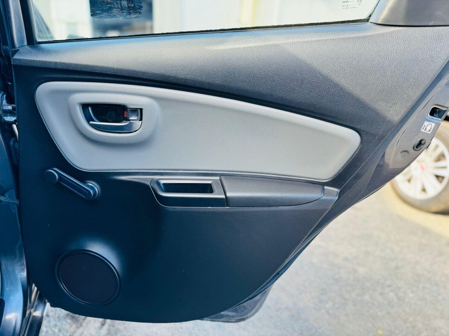 Used Toyota Yaris 2017 for sale - 76031520: Photo 26