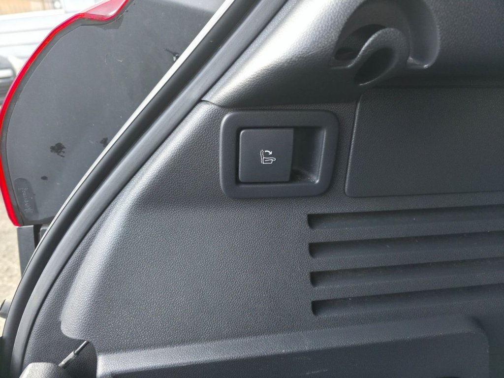 Used Peugeot 3008 2016 for sale - 77464382: Photo 41