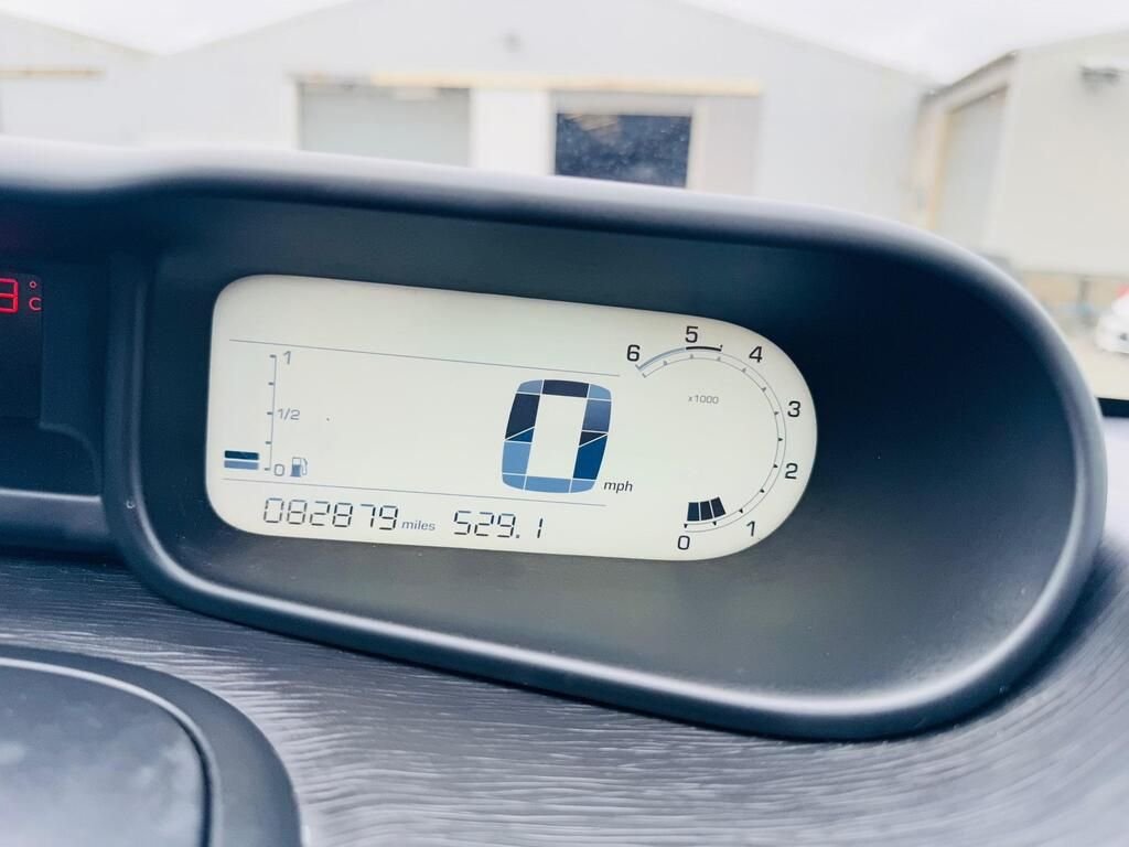 Used Citroen C3 Picasso 2009 for sale - 77147840: Photo 21