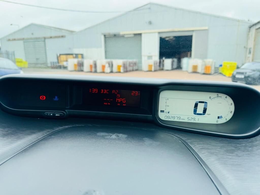 Used Citroen C3 Picasso 2009 for sale - 77147840: Photo 22