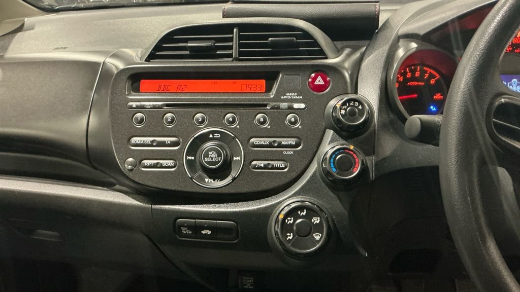 Used Honda Jazz 2013 for sale - 77642928: Photo 11