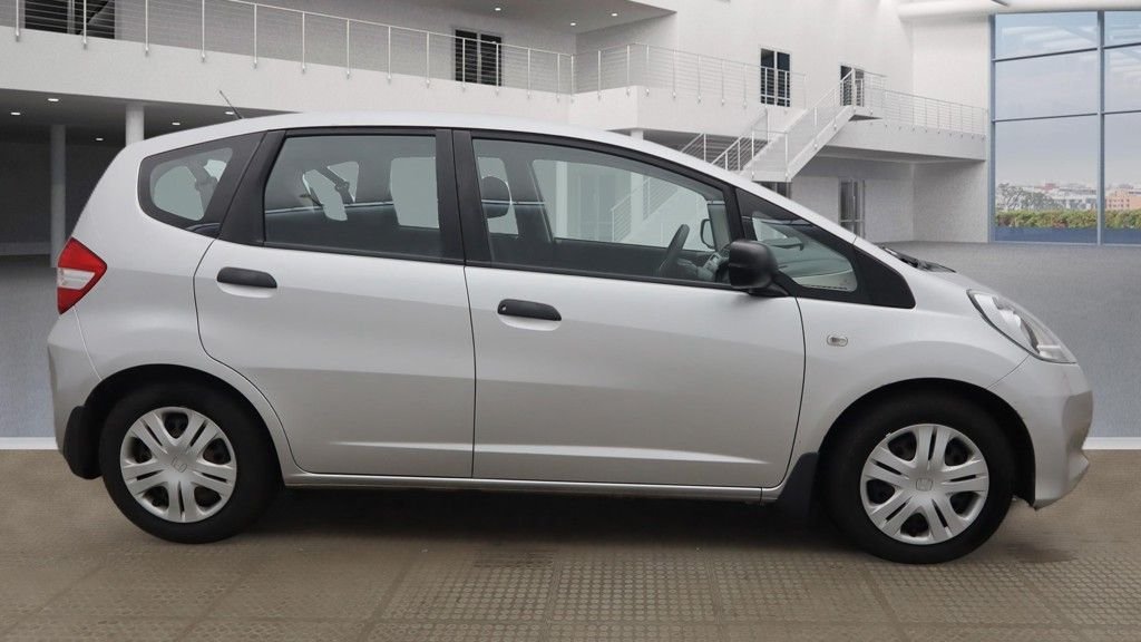 Used Honda Jazz 2013 for sale - 77642928: Photo 5