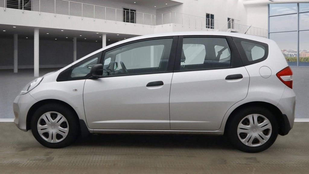 Used Honda Jazz 2013 for sale - 77642928: Photo 6
