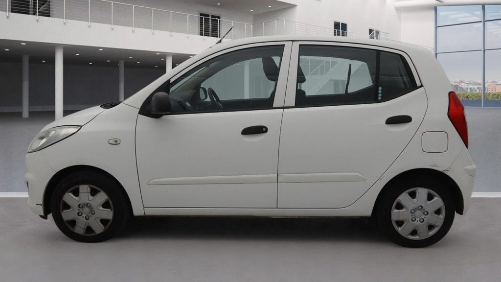 Used Hyundai i10 2014 for sale - 77188718: Photo 12