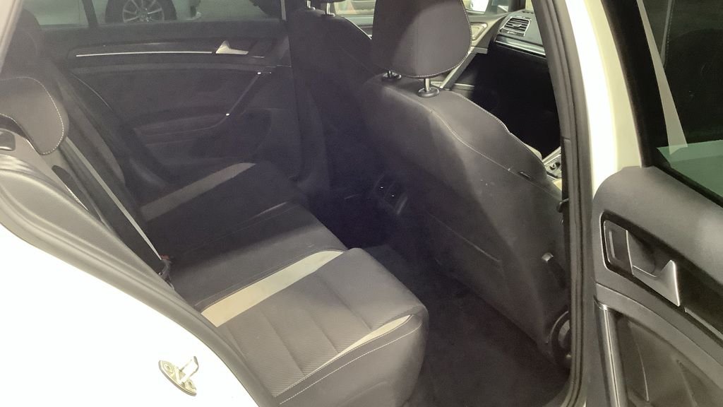 Used Volkswagen Golf 2015 for sale - 77734227: Photo 10