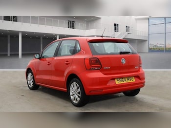 Used Volkswagen Polo 2014 for sale - 77050173: Photo
