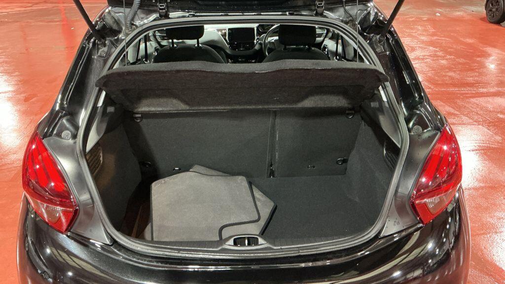 Used Peugeot 208 2019 for sale - 76772213: Photo 11