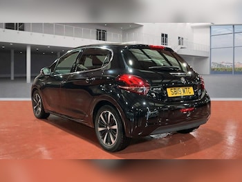 Used Peugeot 208 2019 for sale - 76772213: Photo