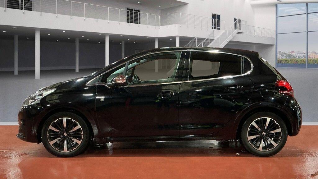 Used Peugeot 208 2019 for sale - 76772213: Photo 4