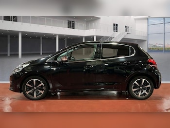 Used Peugeot 208 2019 for sale - 76772213: Photo
