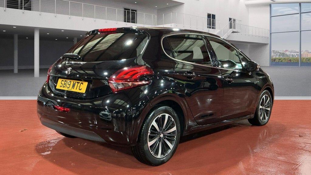 Used Peugeot 208 2019 for sale - 76772213: Photo 6