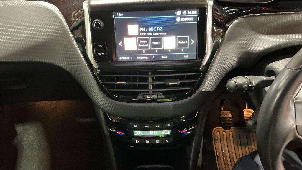 Used Peugeot 208 2019 for sale - 76772213: Photo 9