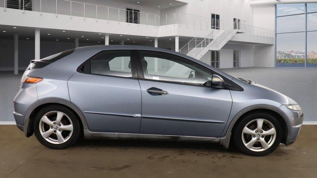 Used Honda Civic 2008 for sale - 76976873: Photo 5
