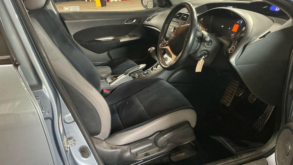 Used Honda Civic 2008 for sale - 76976873: Photo 9