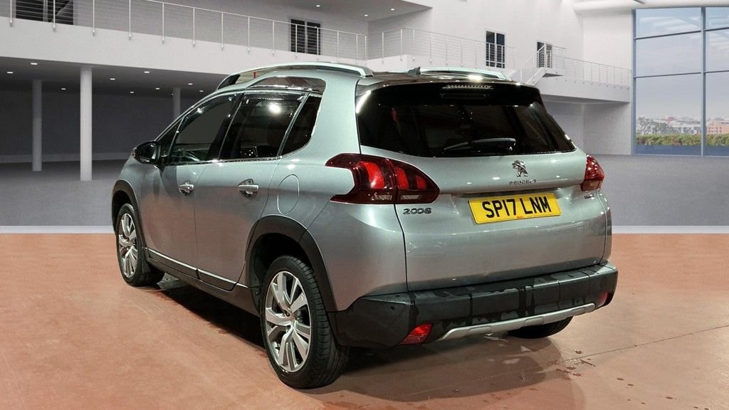 Used Peugeot 2008 2017 for sale - 77153640: Photo 2