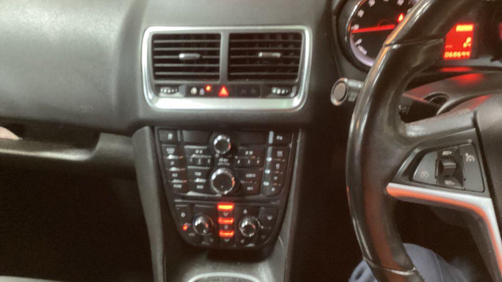 Used Vauxhall Meriva 2015 for sale - 77120813: Photo 9