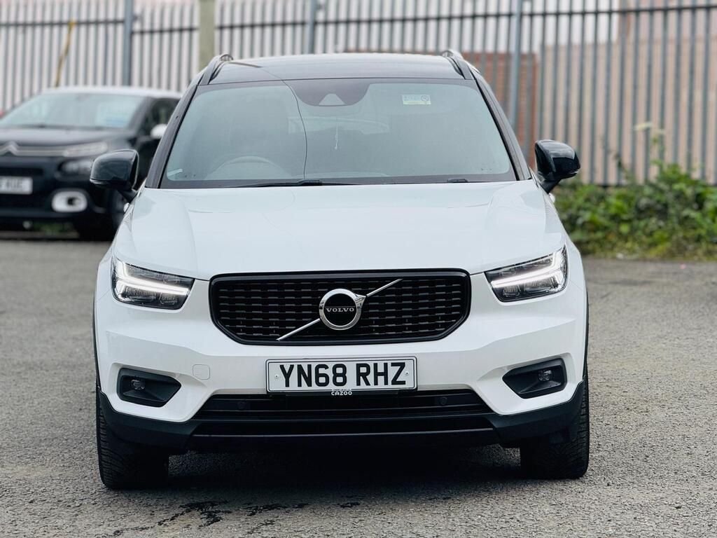 Used Volvo XC40 2019 for sale - 77147841: Photo 2