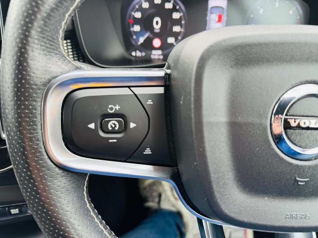 Used Volvo XC40 2019 for sale - 77147841: Photo 8