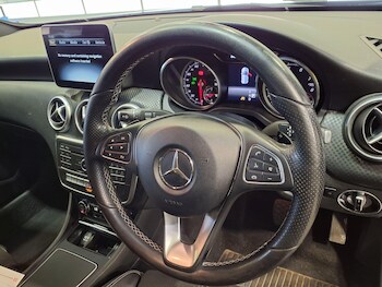 Used Mercedes-Benz A-Class 2018 for sale - 75564380: Photo