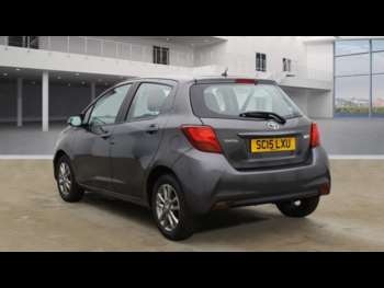 Used Toyota Yaris 2015 for sale - 75364425: Photo