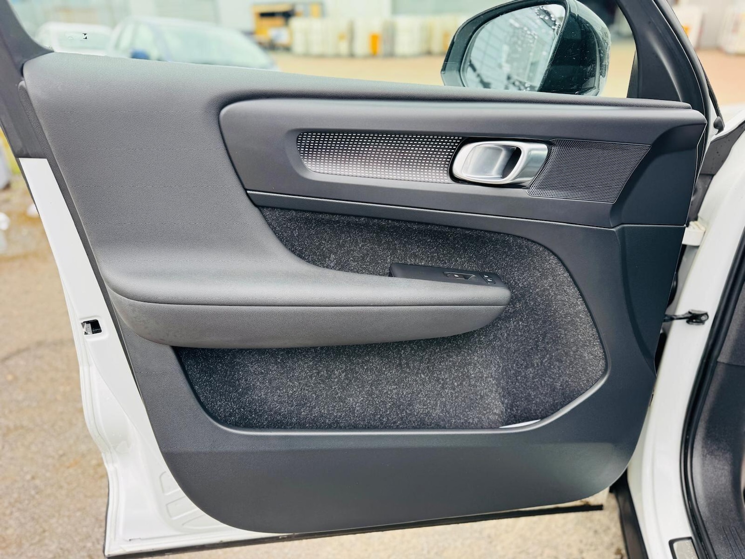 Used Volvo XC40 2019 for sale - 76996060: Photo 28