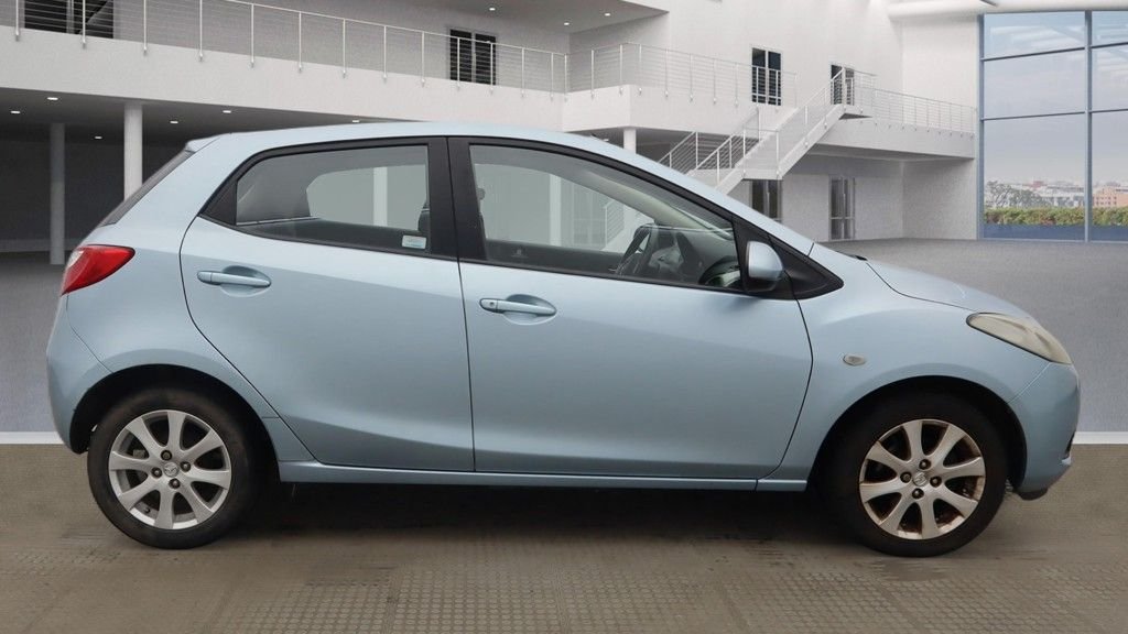Used Mazda Mazda2 2009 for sale - 77451807: Photo 5
