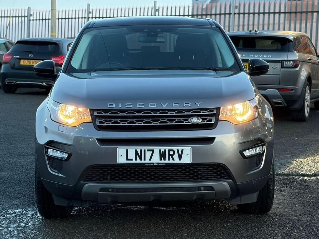 Used Land Rover Discovery Sport 2017 for sale - 77147822: Photo 2