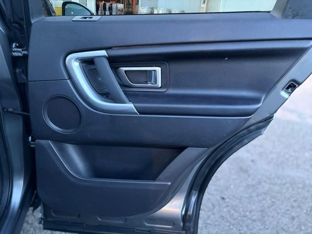 Used Land Rover Discovery Sport 2017 for sale - 77147822: Photo 22