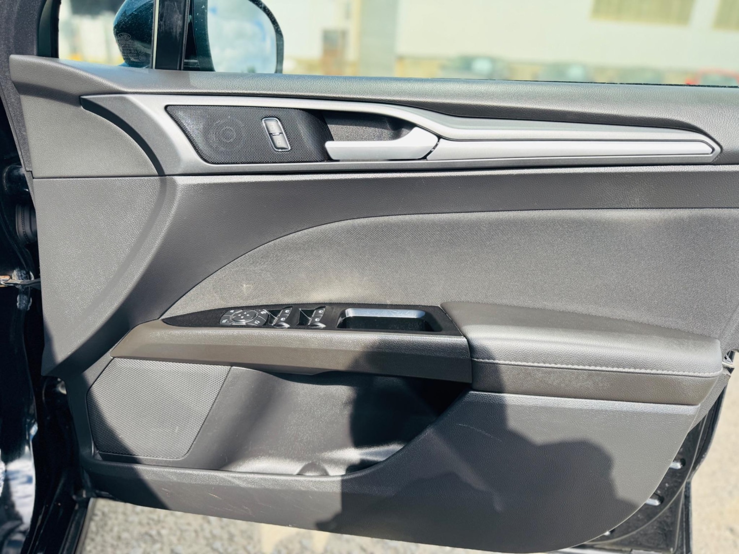 Used Ford Mondeo 2016 for sale - 76995075: Photo 32