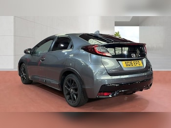 Used Honda Civic 2016 for sale - 79438382: Photo