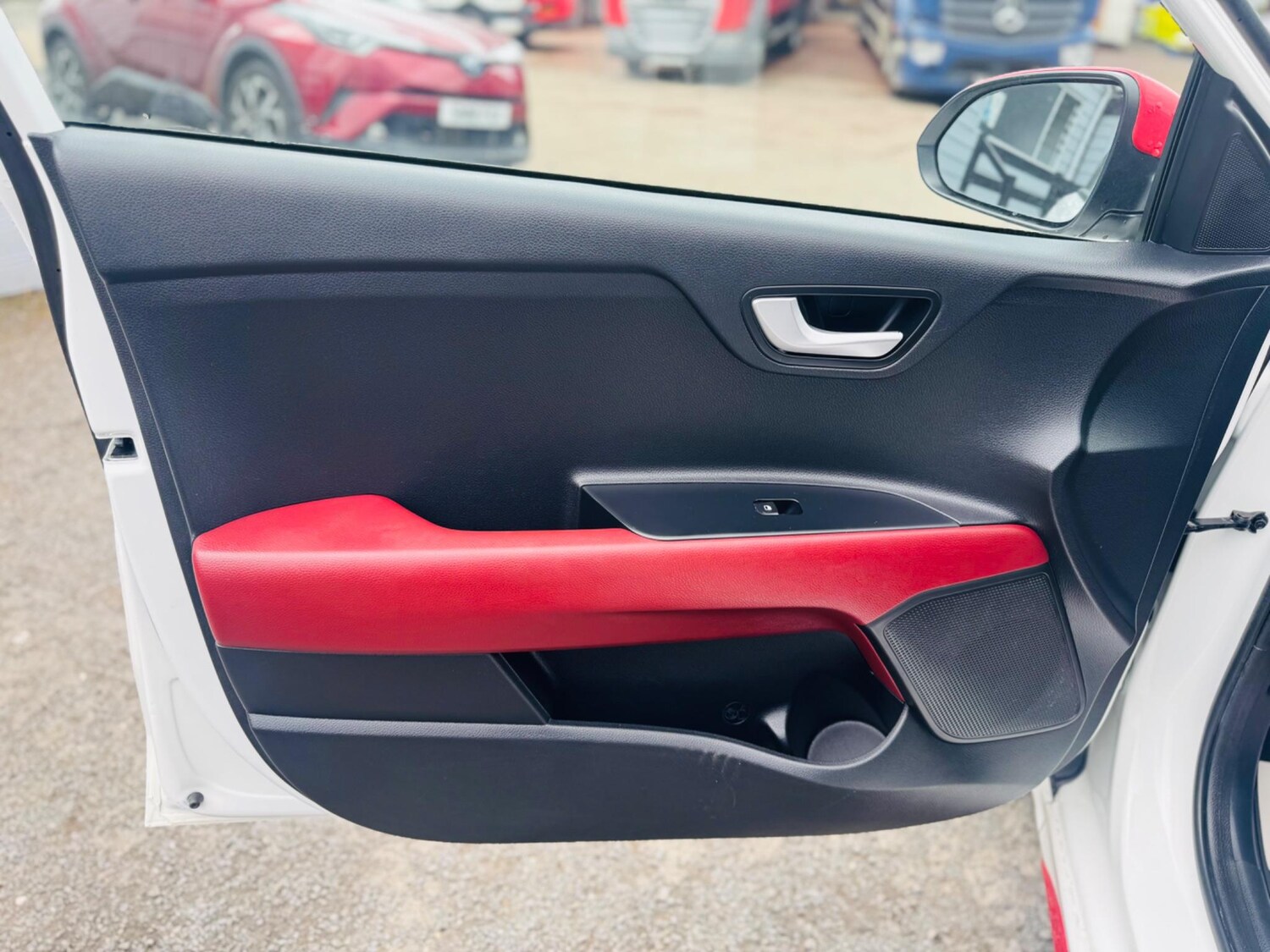 Used Kia Rio 2017 for sale - 76898428: Photo 37