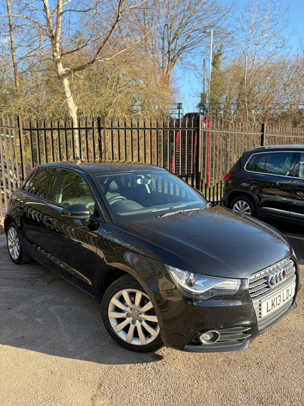 Used Audi A1 2013 for sale - 78145979: Photo 2