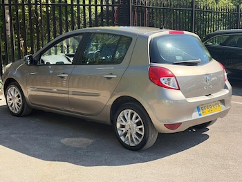 Used Renault Clio 2009 for sale - 78356159: Photo
