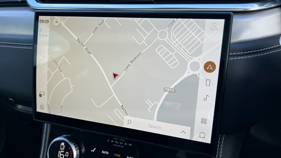 Used Jaguar F-Pace 2021 for sale - 76168692: Photo 11