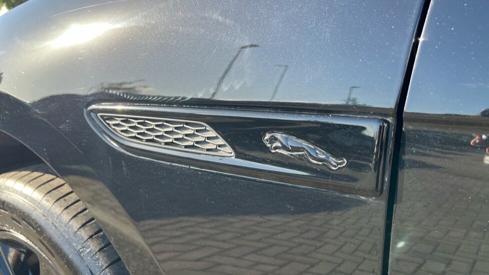 Used Jaguar F-Pace 2021 for sale - 76168692: Photo 20