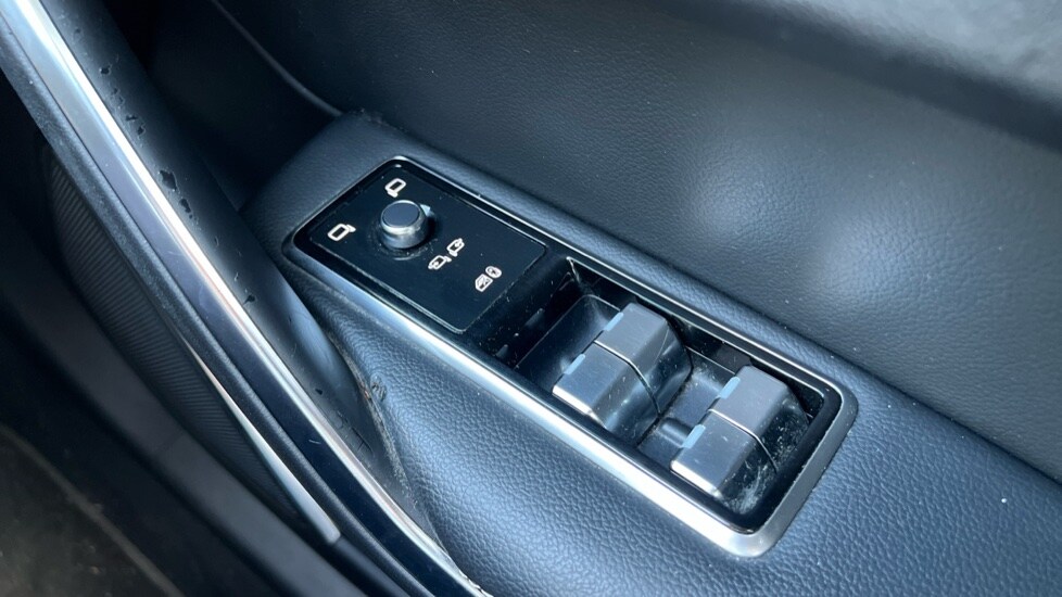 Used Jaguar F-Pace 2021 for sale - 76168692: Photo 50